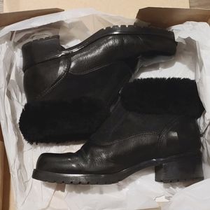 La Canadienne Fur Boots